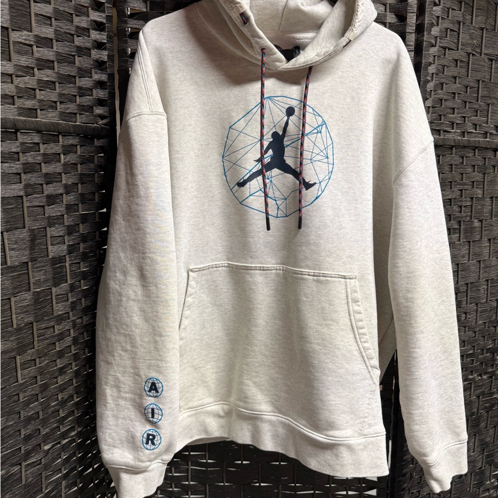 Jordan cream colored  Hoodie with Blue Graphic mens size 3XL excellent worn once - Picture 5 of 5